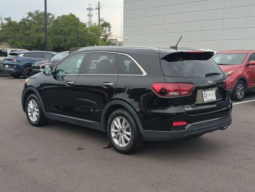 Used 2020 Black Kia LX image 5