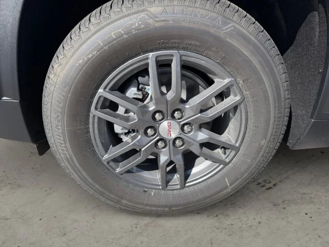 New 2027 Silver GMC Elevation image 15