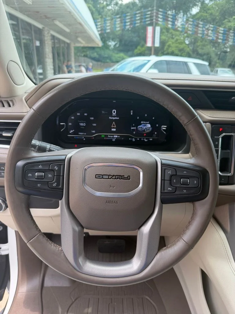 Used 2024 White GMC Denali image 14