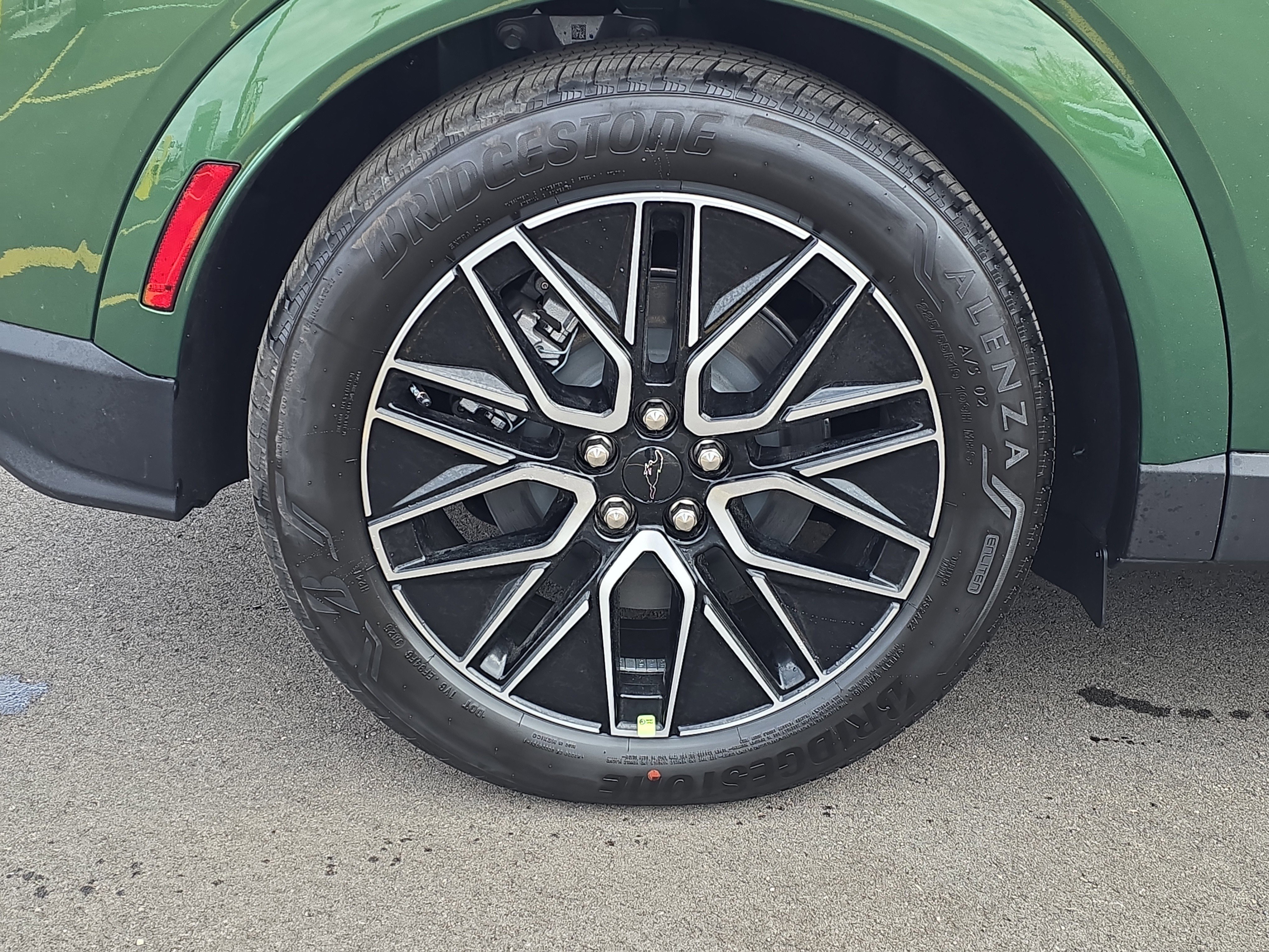 New 2026 Eruption Green Metallic Ford Premium image 5