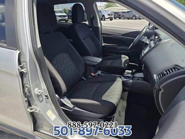 Used 2024 Silver Mitsubishi  image 20