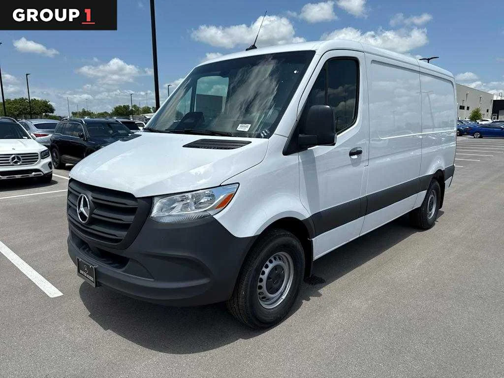 2025 Mercedes-Benz Sprinter 2500 144 WB HO's photo