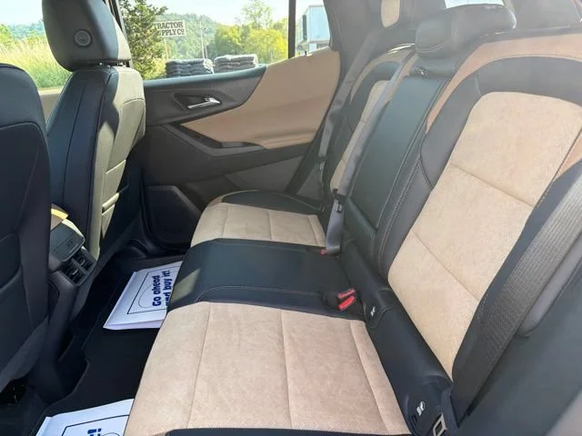New 2027 Polar White Tricoat Chevrolet ACTIV image 23