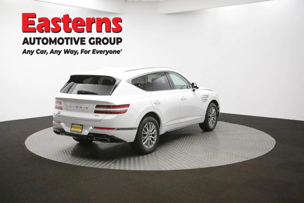 Used 2024 White Genesis 2.5T image 41