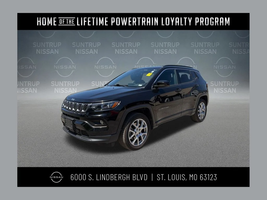 2024 Jeep Compass Latitude Lux 4X4's photo