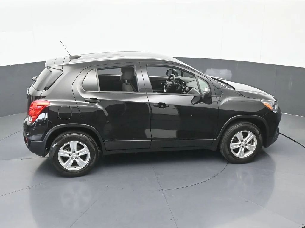 Used 2022 Mosaic Black Metallic Chevrolet LS image 44