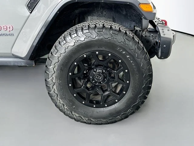 Used 2019 Gray Jeep Unlimited Rubicon image 38