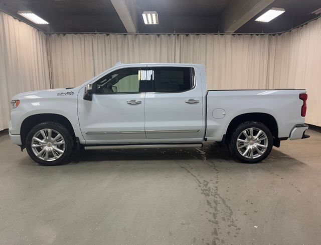New 2026 Polar White Tricoat Chevrolet High Country image 12
