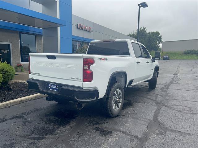New 2026 Summit White Chevrolet Custom image 8