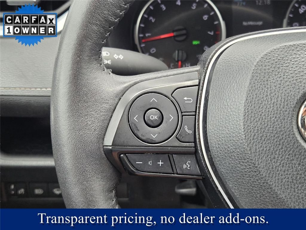 Used 2022 White Toyota XLE image 23