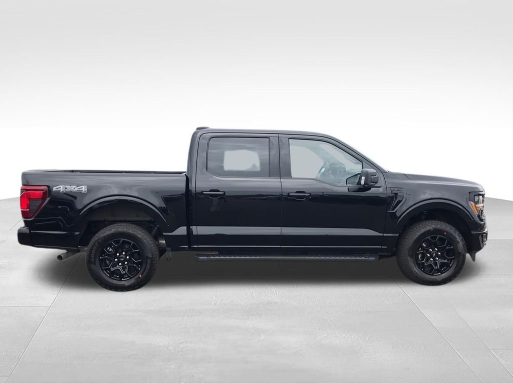 New 2026 Black Ford XLT image 9