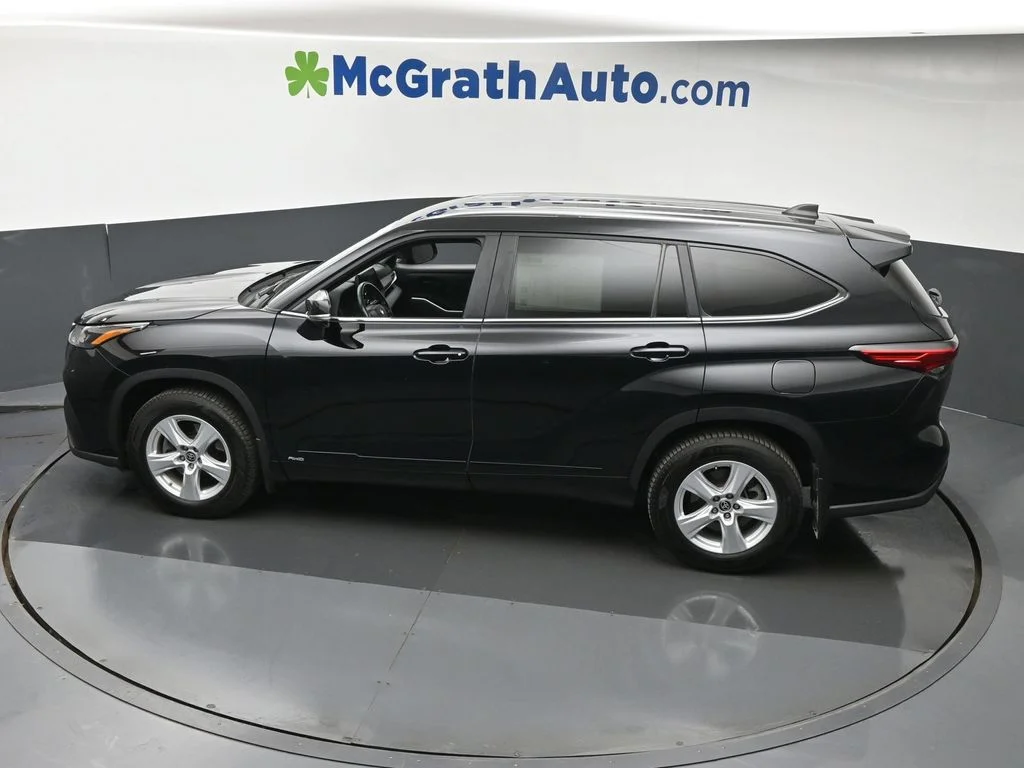 Used 2023 Black Toyota LE image 26