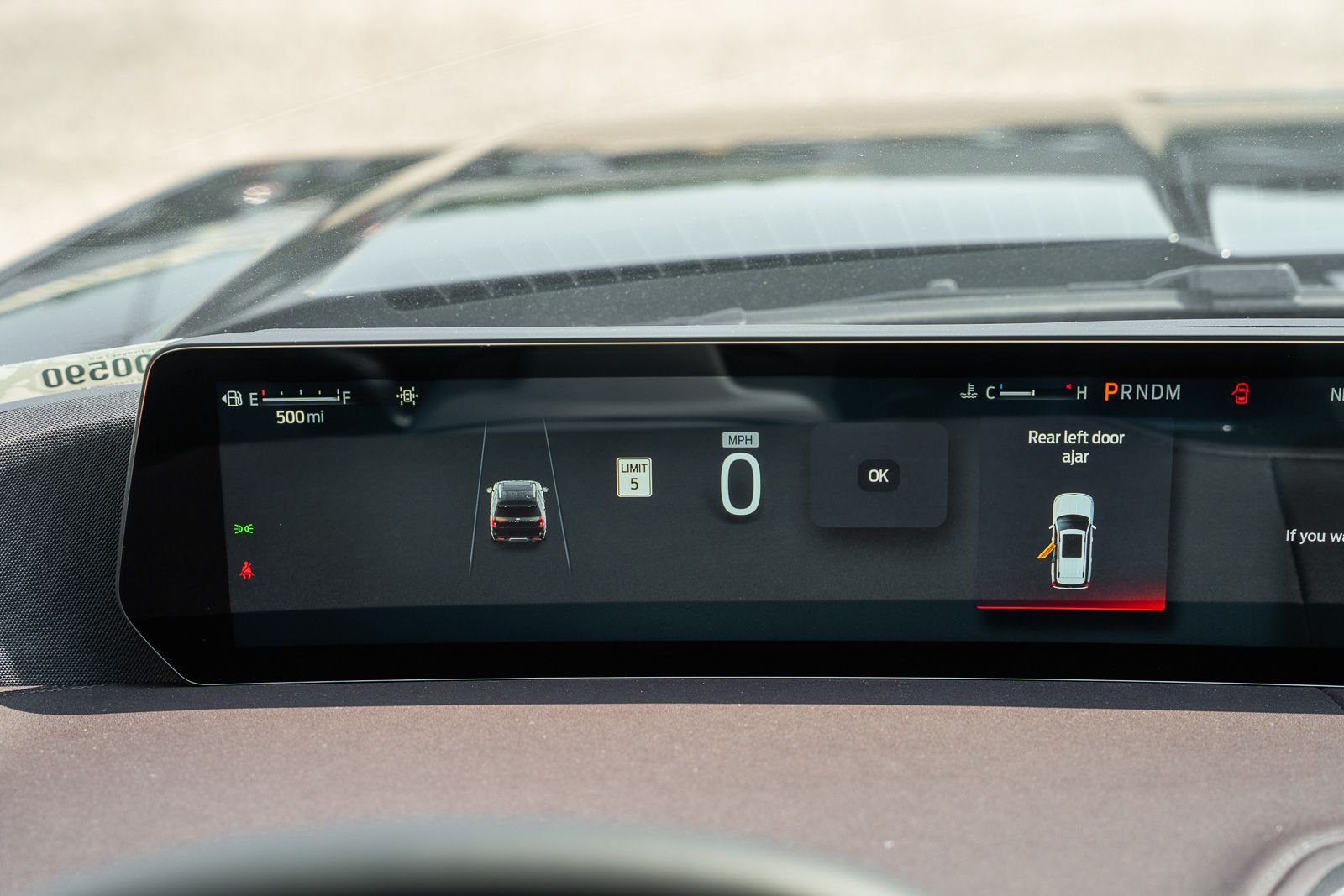 New 2026 Agate Black Metallic Ford MAX Platinum® image 27