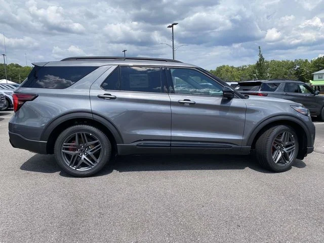 New 2026 Gray Ford ST-Line image 2