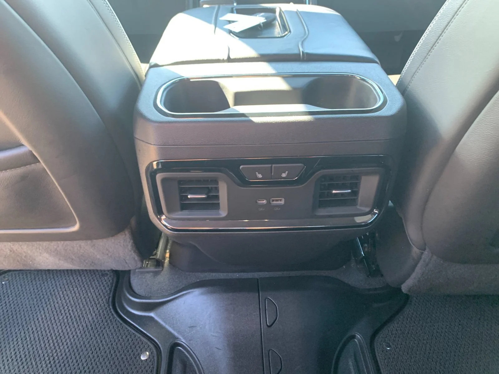 Used 2022 Summit White GMC AT4X image 14