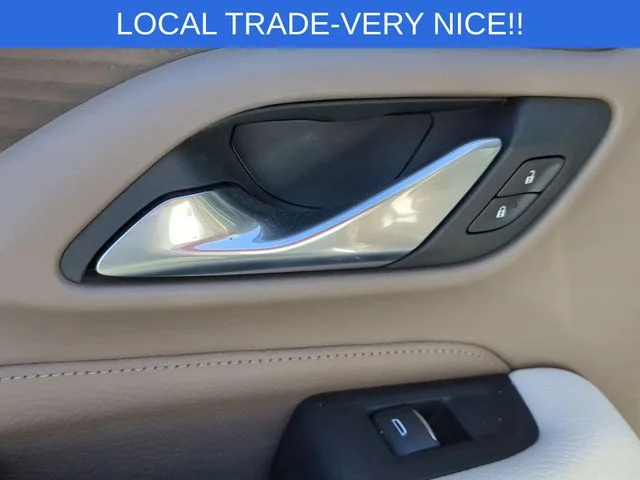 Used 2023 White GMC Denali image 30