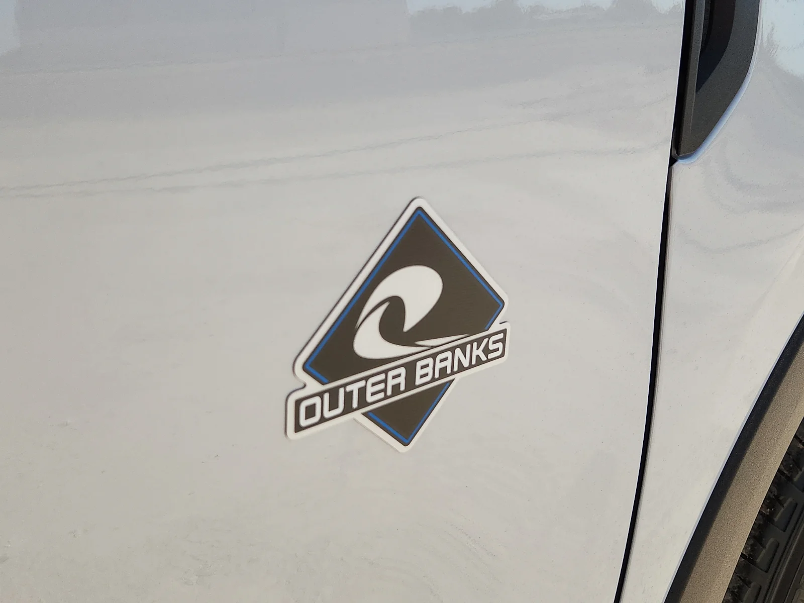 New 2026 Space White Metallic Ford Outer Banks® image 10