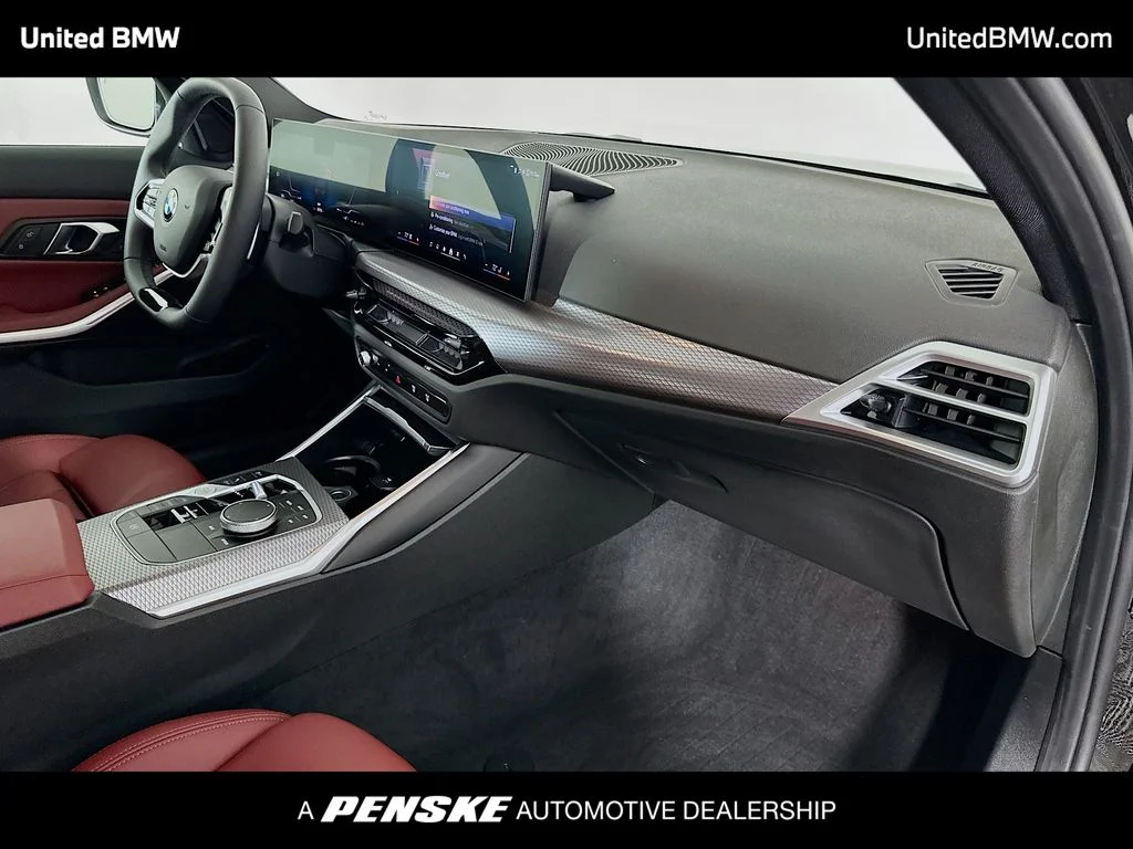 2025 BMW 3 Series 330i - Photo 30