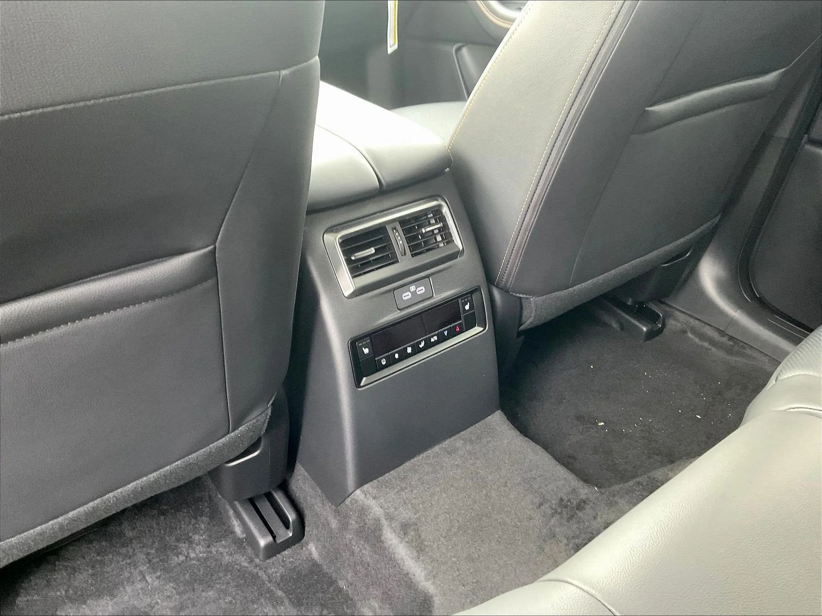 2026 Mazda CX-90 Premium Package - Photo 13