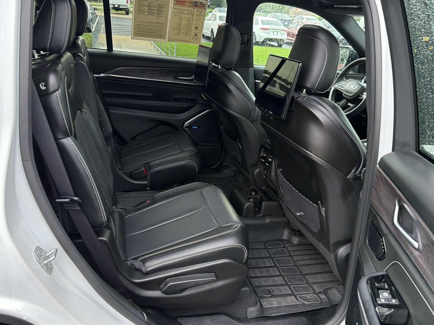 Used 2023 Bright White Clearcoat Jeep Overland image 15
