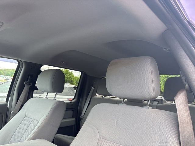 Used 2013 Oxford White Ford XLT image 26
