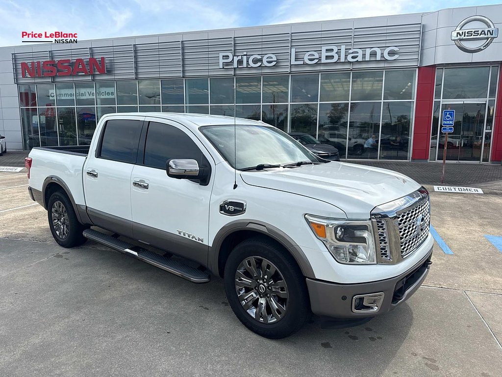 2017 Nissan Titan Platinum Reserve