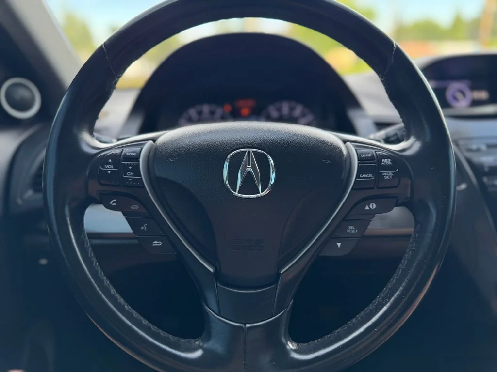 Used 2017 Modern Steel Metallic Acura Base image 16
