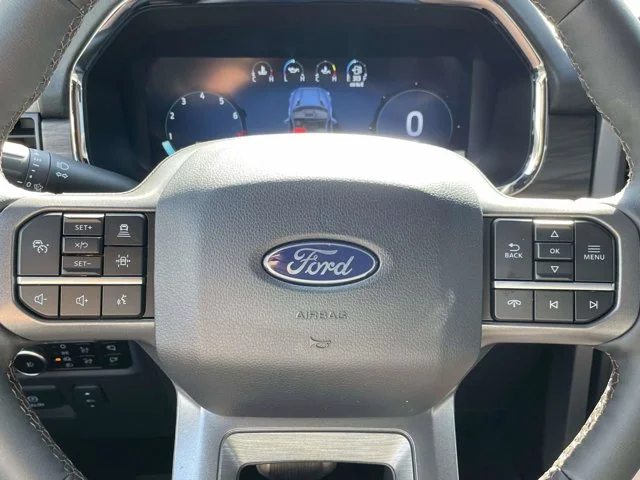 New 2026 Iconic Silver Metallic Ford Lariat image 20