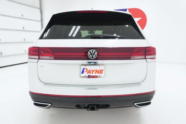 New 2026 Opal White Pearl Volkswagen 2.0T SE w/Technology image 6