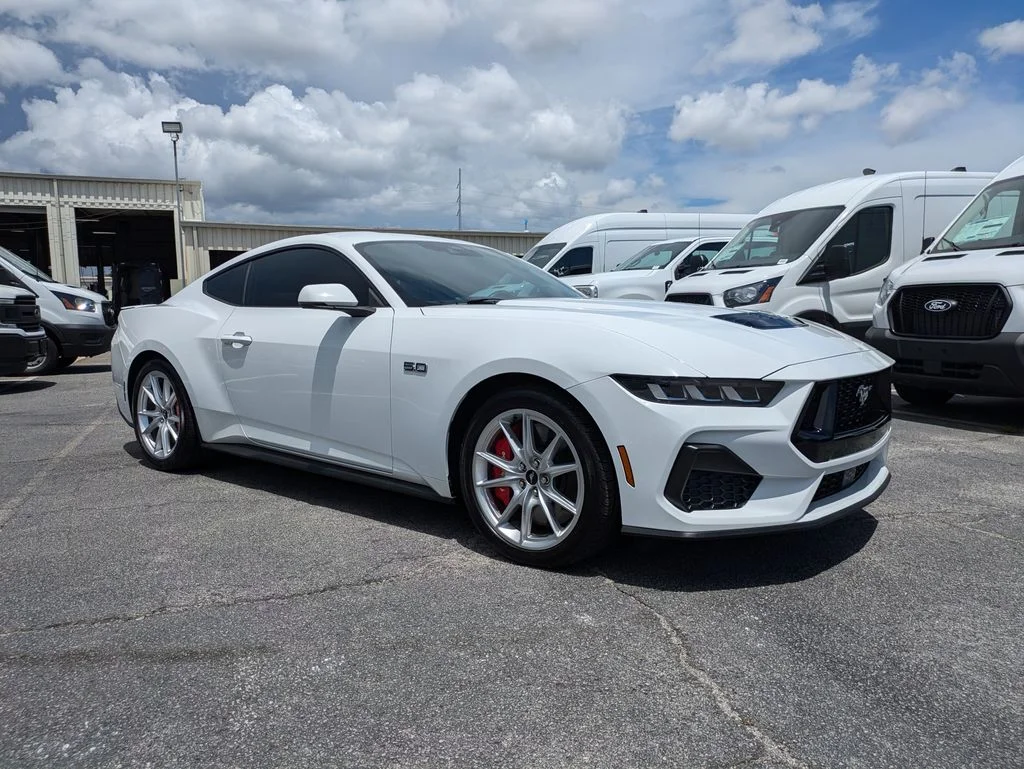 2025 Ford Mustang