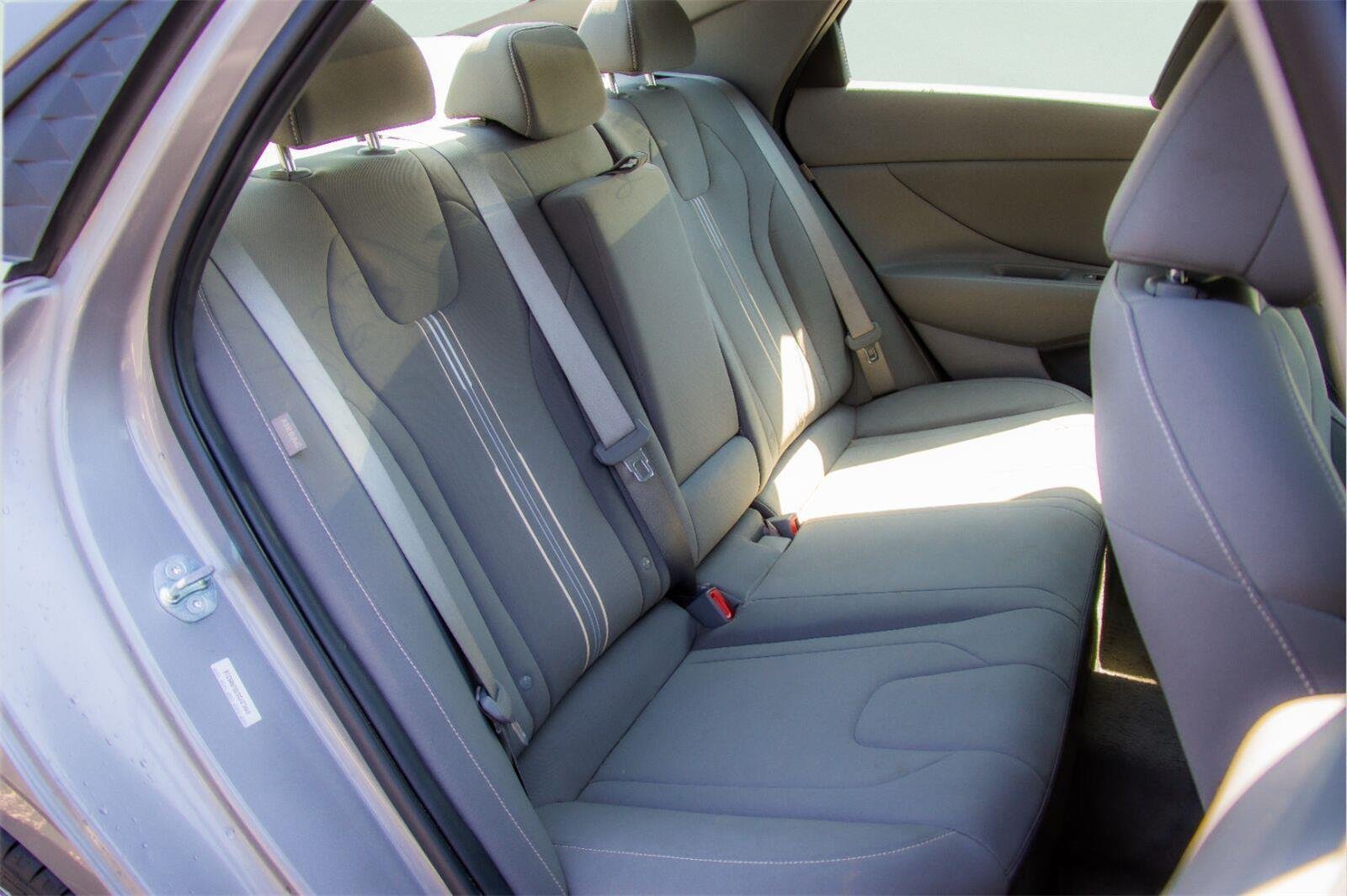 Used 2025 Fluid Metal Hyundai SEL Convenience image 7