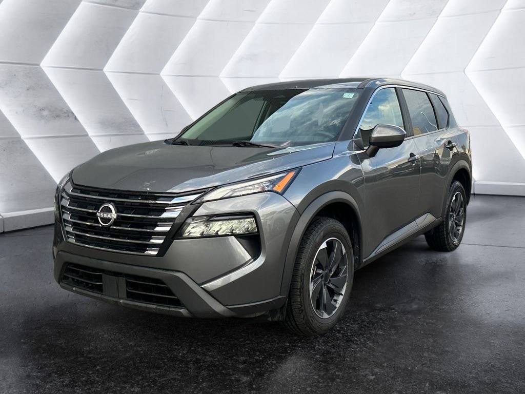 Used 2024 Gray Nissan SV image 3