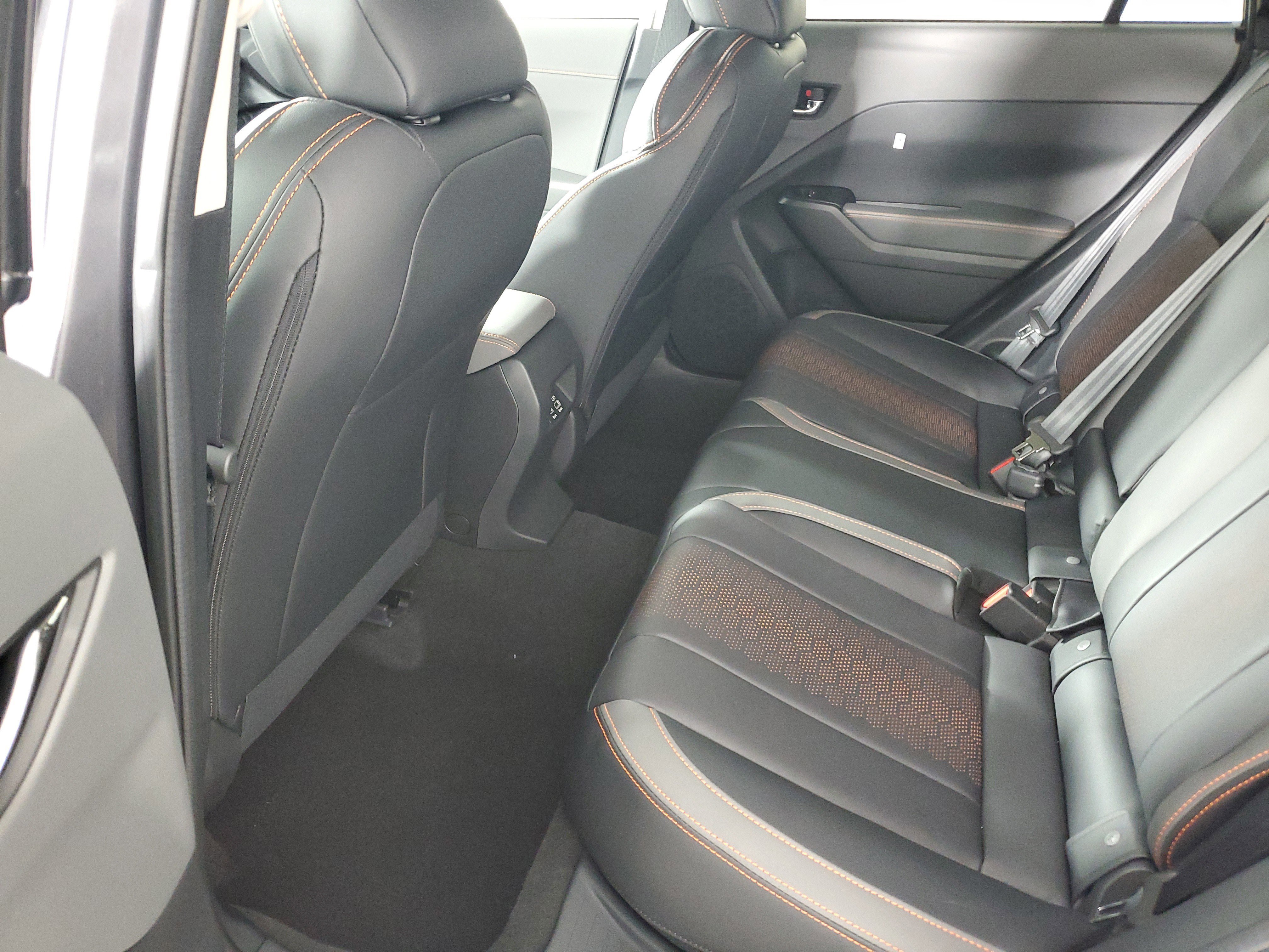 2025 Subaru Crosstrek Limited - Photo 15