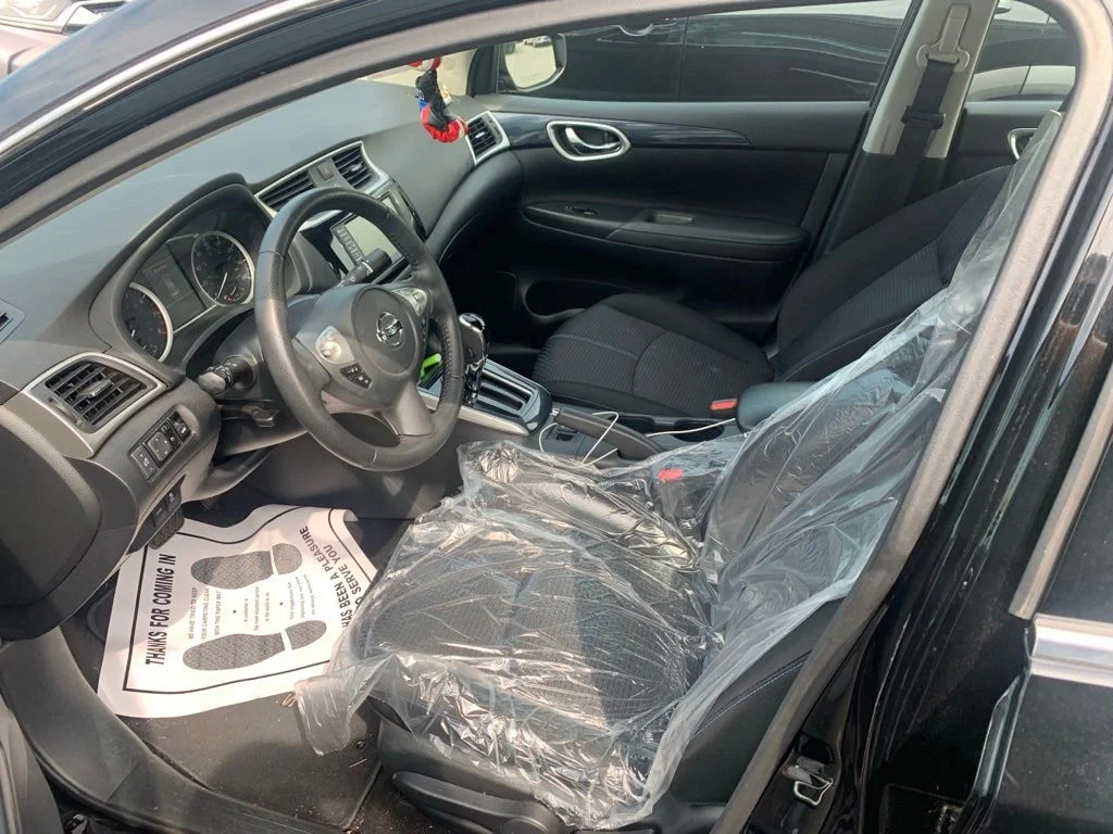 Used 2019 Black Nissan SR image 8