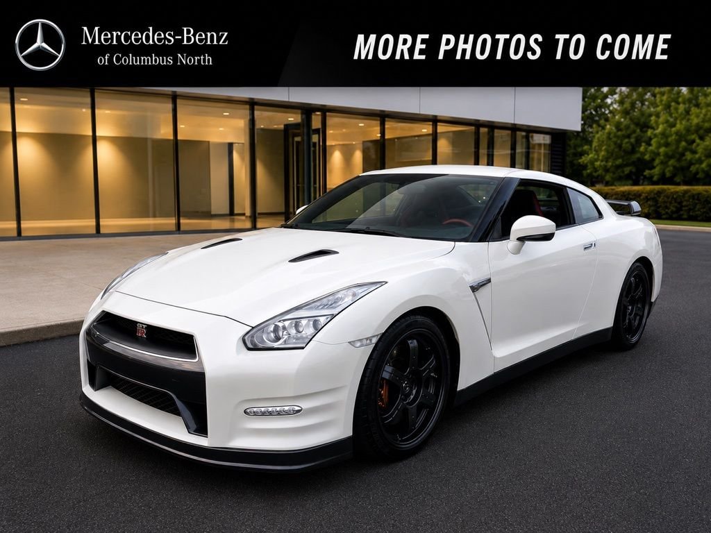Used 2015 White Nissan Black Edition image 1
