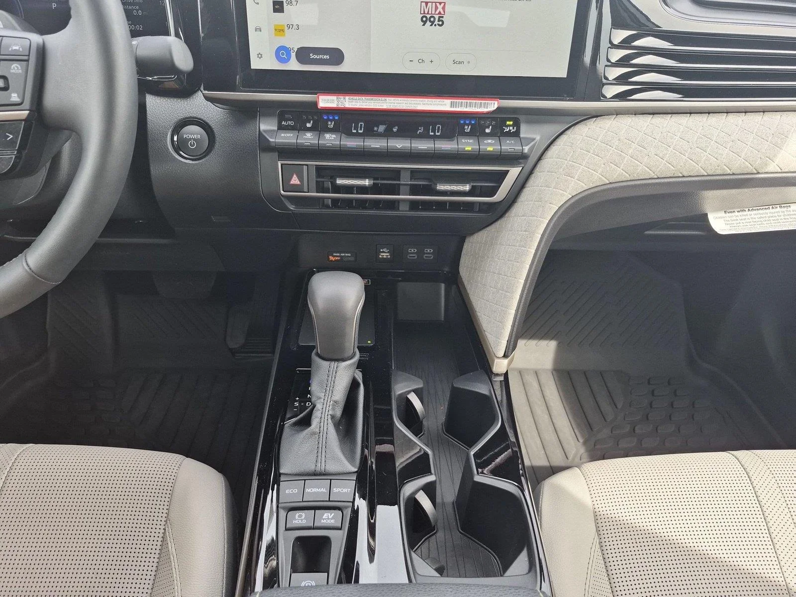 Used 2026 Wind Chill Pearl Toyota XLE image 26