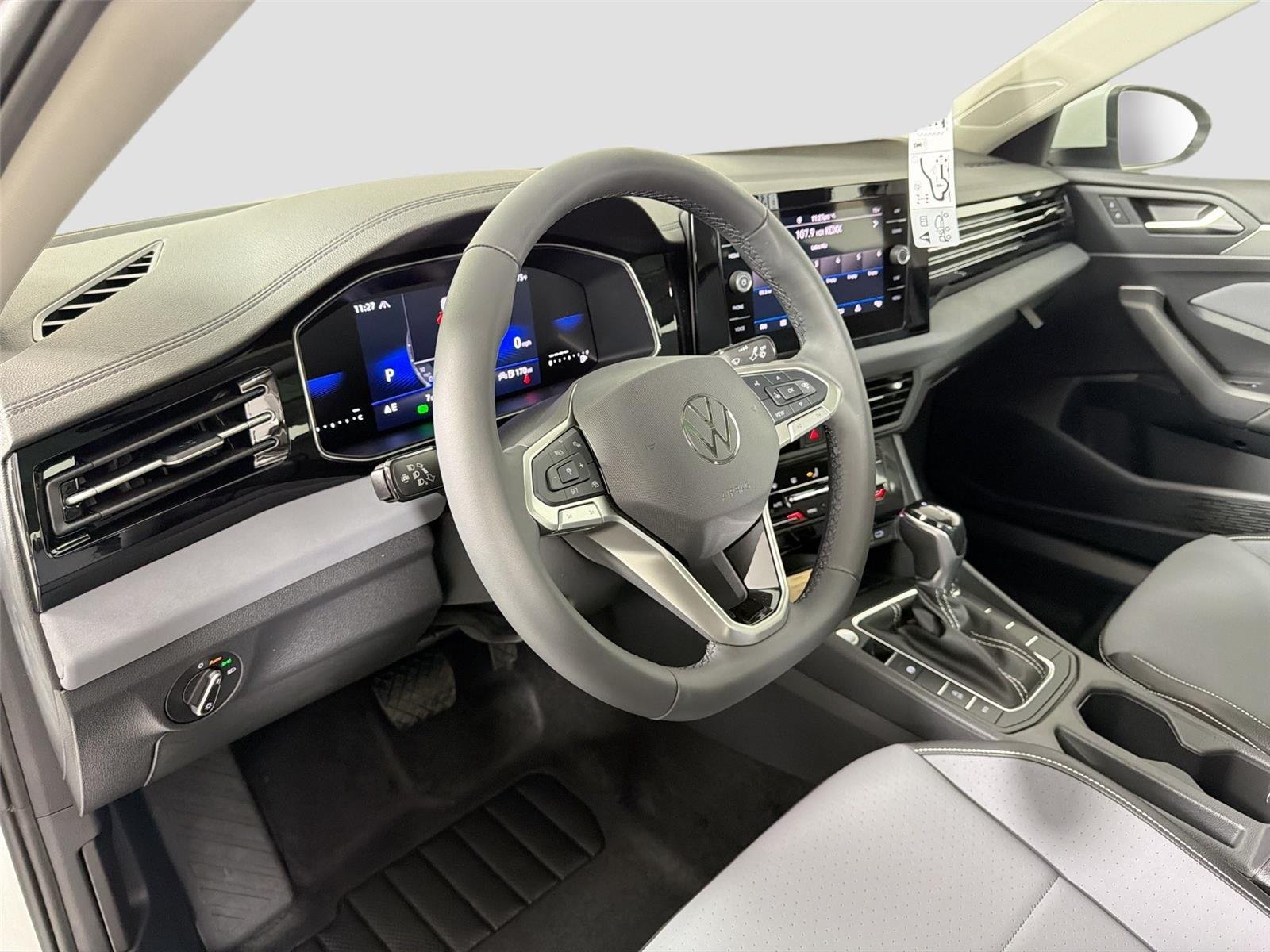 New 2026 Opal White Pearl Volkswagen SE image 9