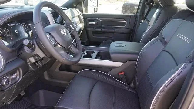 2026 RAM 2500 Laramie - Photo 17