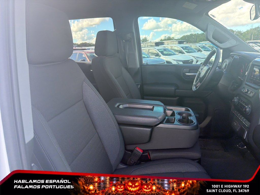 Used 2024 Summit White Chevrolet Custom image 31