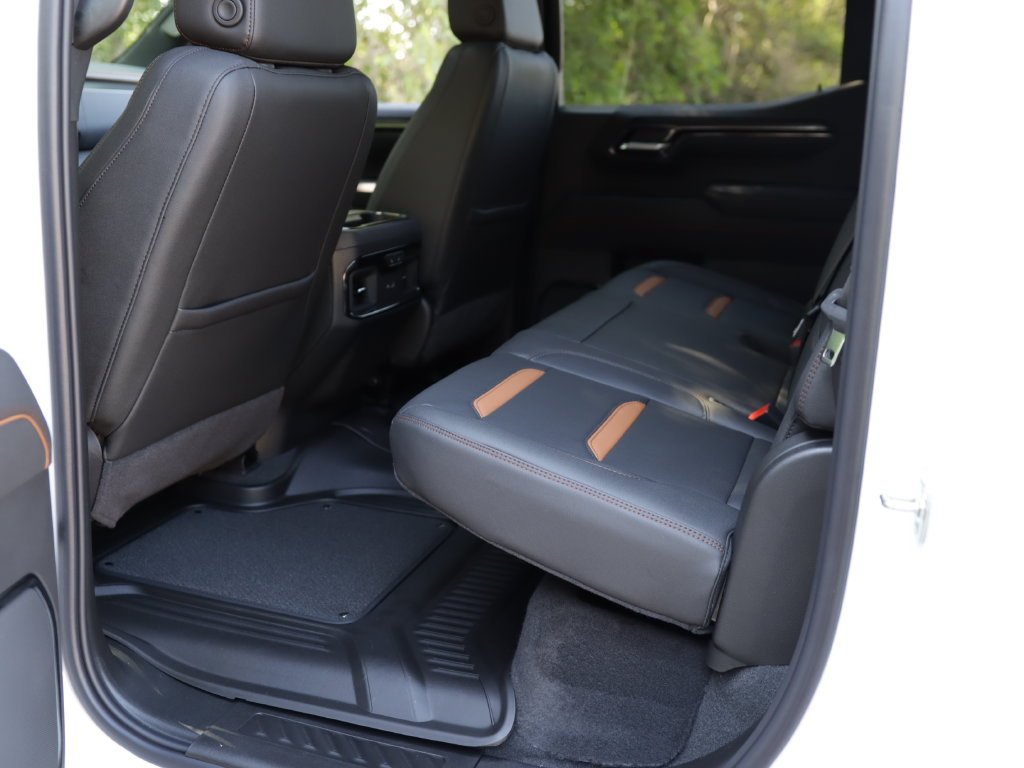 2026 GMC Sierra 1500 AT4 - Photo 30