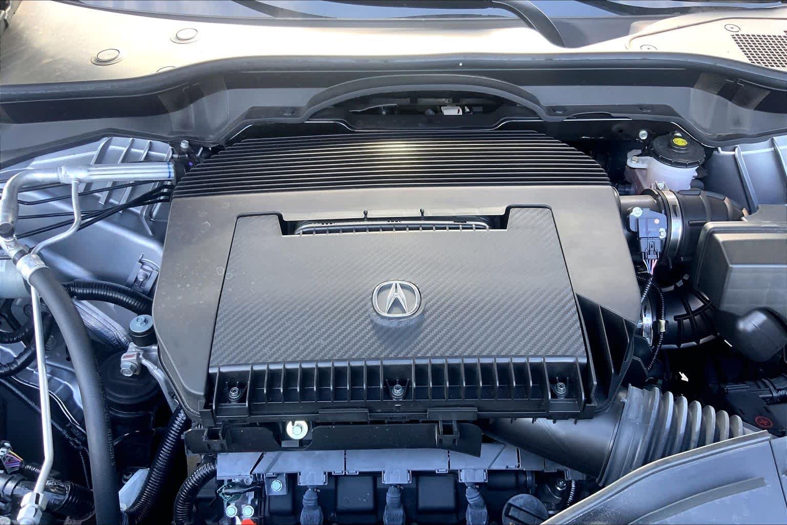 Used 2026 Solar Silver Metallic Acura w/Technology Package image 32