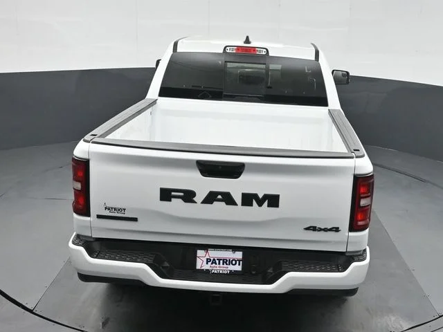 New 2026 Bright White Clear-Coat Exterior Paint RAM Big Horn/Lone Star image 33