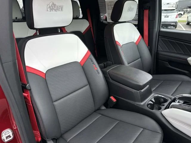 Used 2025 Volcanic Red Tintcoat GMC AT4 image 23
