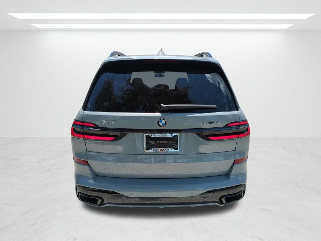 New 2027 Gray Metallic BMW xDrive40i image 5