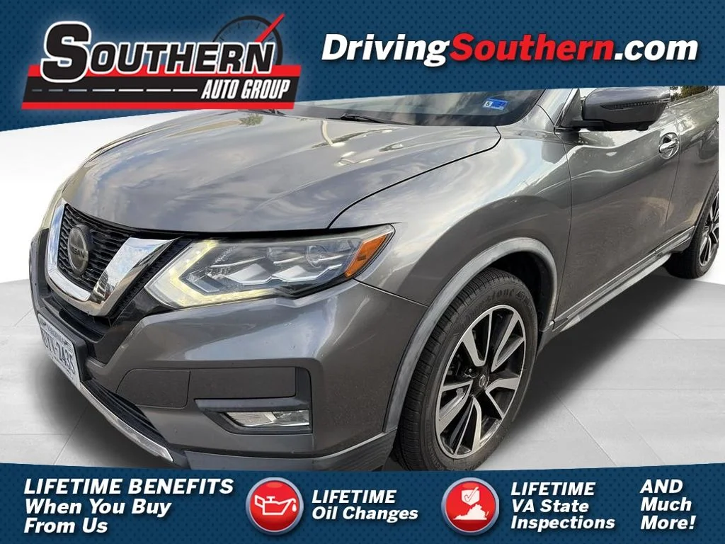 Used 2018 Gray Nissan SL image 1