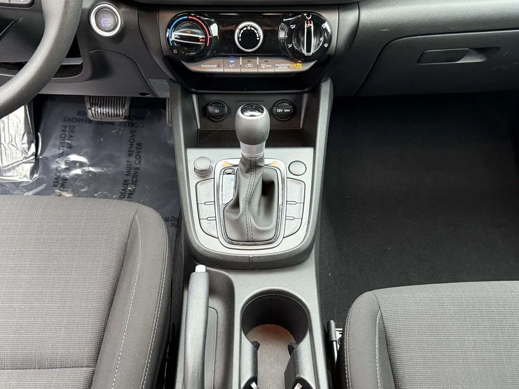 Used 2023 Gray Hyundai SEL image 21