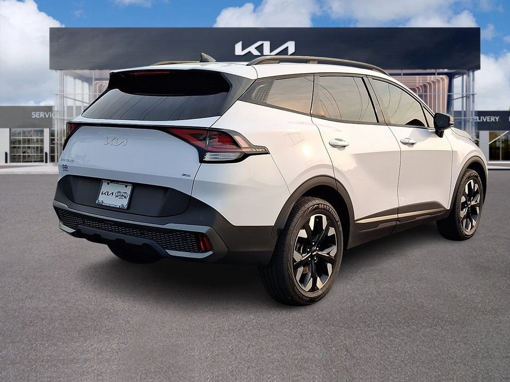 Used 2023 White Kia X-Line image 7