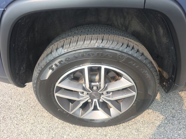 Used 2020 Slate Blue Pearlcoat Jeep Limited image 10
