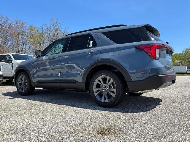 New 2026 Vapor Blue Metallic Ford Active image 5