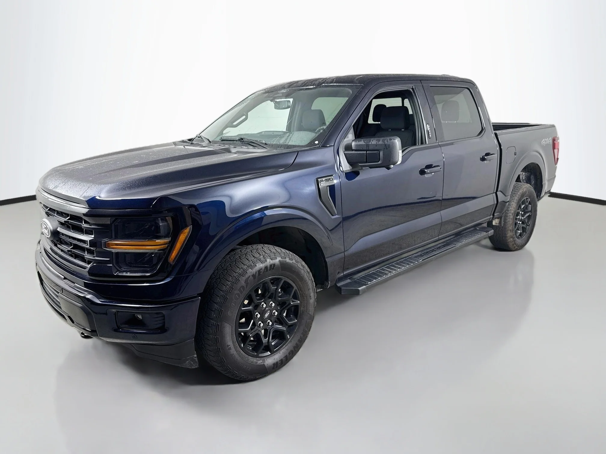 Used 2024 Antimatter Blue Metallic Ford XLT image 3